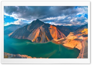 Aerial view of El Yeso Ultra HD Wallpaper for 4K UHD Widescreen desktop, tablet & smartphone