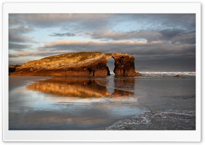 Arch On The Beach Ultra HD Wallpaper for 4K UHD Widescreen desktop, tablet & smartphone