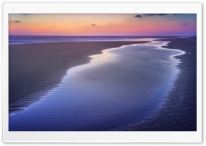 Beach Puddle Ultra HD Wallpaper for 4K UHD Widescreen desktop, tablet & smartphone