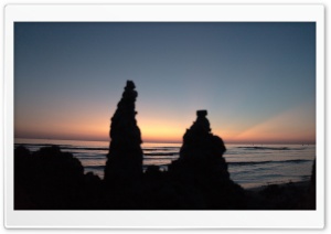 Beach sand castles Ultra HD Wallpaper for 4K UHD Widescreen desktop, tablet & smartphone