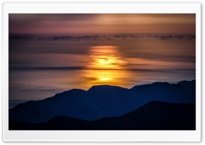 Beautiful Golden Sunrise Ultra HD Wallpaper for 4K UHD Widescreen desktop, tablet & smartphone