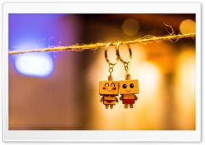 Box Man Couple Key Chain Ultra HD Wallpaper for 4K UHD Widescreen desktop, tablet & smartphone