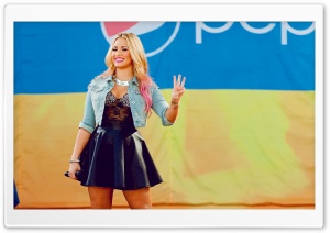 Demi Lovato Smiling Ultra HD Wallpaper for 4K UHD Widescreen desktop, tablet & smartphone