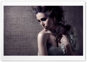 Elegant Woman Ultra HD Wallpaper for 4K UHD Widescreen desktop, tablet & smartphone