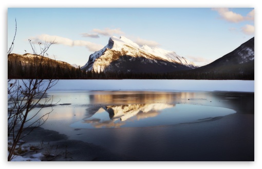 Frozen Mountain Lake Ultra HD Desktop Background Wallpaper for 4K UHD TV :  Multi Display, Dual Monitor : Tablet : Smartphone