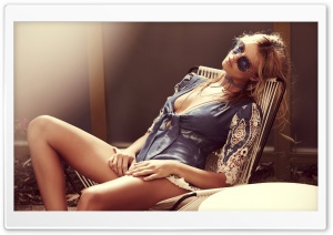 Girl Hot Summer Ultra HD Wallpaper for 4K UHD Widescreen desktop, tablet & smartphone
