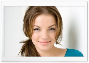 Girl Smiling Ultra HD Wallpaper for 4K UHD Widescreen desktop, tablet & smartphone