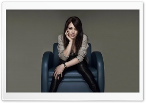 Hilary Duff Ultra HD Wallpaper for 4K UHD Widescreen desktop, tablet & smartphone