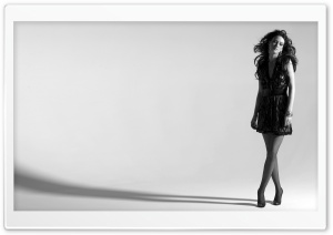 Hilary Duff Black And White Ultra HD Wallpaper for 4K UHD Widescreen desktop, tablet & smartphone