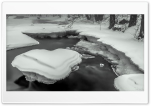 Ice Heart River Ultra HD Wallpaper for 4K UHD Widescreen desktop, tablet & smartphone
