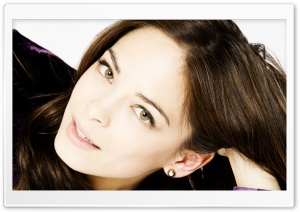 Kristin Kreuk Portrait Ultra HD Wallpaper for 4K UHD Widescreen desktop, tablet & smartphone