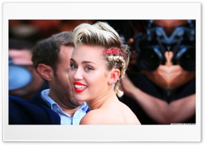 Miley Cyrus AMFAR Ultra HD Wallpaper for 4K UHD Widescreen desktop, tablet & smartphone