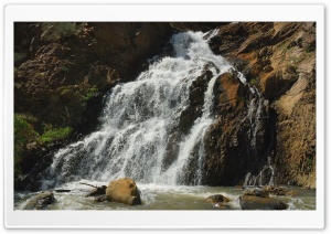 Mountain Waterfall 28 Ultra HD Wallpaper for 4K UHD Widescreen desktop, tablet & smartphone