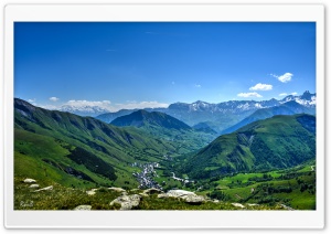 MountainTown Ultra HD Wallpaper for 4K UHD Widescreen desktop, tablet & smartphone