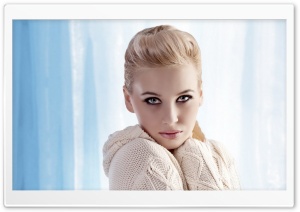 Portrait of a Blonde Girl Ultra HD Wallpaper for 4K UHD Widescreen desktop, tablet & smartphone