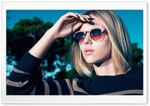 Scarlett Johansson 2012 Ultra HD Wallpaper for 4K UHD Widescreen desktop, tablet & smartphone