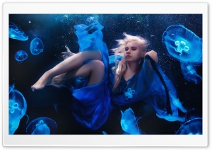 Sea Girl Underwater Ultra HD Wallpaper for 4K UHD Widescreen desktop, tablet & smartphone