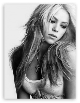 Shakira Hot love Ultra HD Desktop Background Wallpaper for : Tablet :  Smartphone