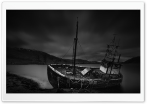 Shipwreck on the Beach Ultra HD Wallpaper for 4K UHD Widescreen desktop, tablet & smartphone