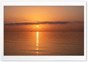 Sunrise on Black Sea Ultra HD Wallpaper for 4K UHD Widescreen desktop, tablet & smartphone
