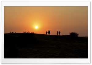 Sunset in the desert Ultra HD Wallpaper for 4K UHD Widescreen desktop, tablet & smartphone