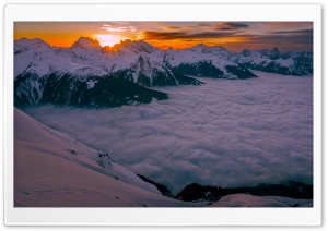 A Breathtaking Scene of Sea of Cloud 4K UHD Wallpaper for Widescreen and UltraWide Desktop, UltraHD TV, Smartphone, Tablet