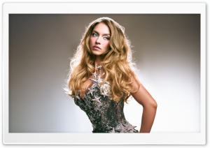 Absolutely Gorgeous Sydney Sweeney 4K UHD Wallpaper for Widescreen and UltraWide Desktop, UltraHD TV, Smartphone, Tablet