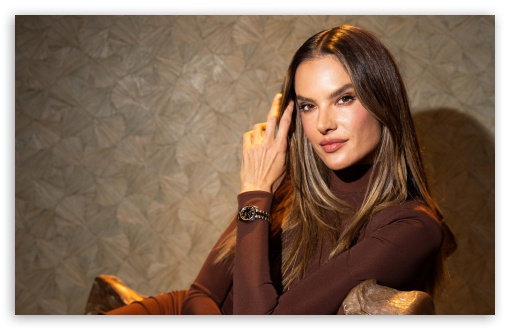 Alessandra Ambrosio UltraHD Wallpaper for Widescreen 16:10 ;