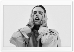 Alessandra Ambrosio 4K UHD Wallpaper for Widescreen and UltraWide Desktop, UltraHD TV, Smartphone, Tablet