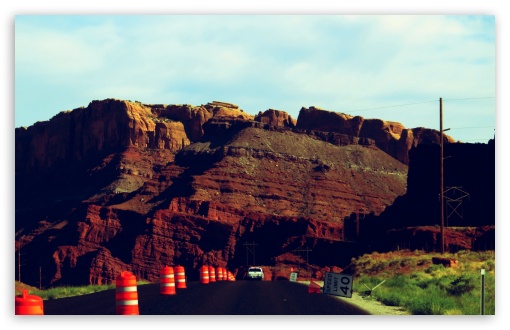 An Utah Road UltraHD Wallpaper for 8K UHD TV 16:9 Ultra High Definition 2160p 1440p 1080p 900p 720p ; Widescreen 16:10 5:3 WHXGA WQXGA WUXGA WXGA WGA ; Fullscreen 4:3 UXGA XGA SVGA ;