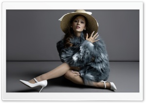 Ariana Grande 4K UHD Wallpaper for Widescreen and UltraWide Desktop, UltraHD TV, Smartphone, Tablet