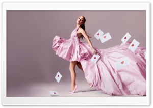 Ariana Grande 4K UHD Wallpaper for Widescreen and UltraWide Desktop, UltraHD TV, Smartphone, Tablet