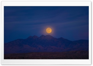 Arizona Supermoon 4K UHD Wallpaper for Widescreen and UltraWide Desktop, UltraHD TV, Smartphone, Tablet