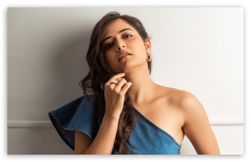 Ashika Ranganath UltraHD Wallpaper for Widescreen 16:10 ;