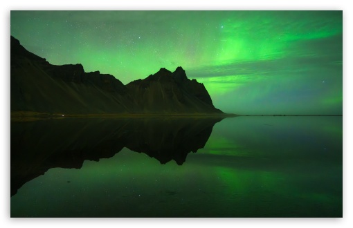 Aurora Borealis, Vestrahorn, Stokksnes Beach, Iceland UltraHD Wallpaper for UHD 16:9 ; HD 16:9 ; UltraWide 21:9 24:10 32:9 32:10 ; Widescreen 16:10 ; Tablet 1:1 ; Mobile 9:16 9:19.5 9:20 9:21 9:22 ; Dual 16:10 16:9 ;