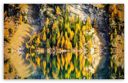 Autumn Calm UltraHD Wallpaper for UHD 16:9 ; HD 16:9 ; UltraWide 21:9 24:10 32:9 32:10 ; Widescreen 16:10 5:3 ; Fullscreen 4:3 5:4 3:2 ; Tablet 1:1 ; Mobile 9:16 9:19.5 9:20 9:21 9:22 10:16 2:3 3:5 3:4 ; Dual 16:10 5:3 16:9 4:3 5:4 3:2 ;