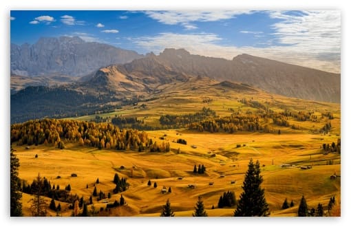 Autumn Landscape in the Dolomites, Italy   Alpe di Siusi UltraHD Wallpaper for UHD 16:9 ; HD 16:9 ; UltraWide 21:9 24:10 32:9 32:10 ; Widescreen 16:10 ; Tablet 1:1 ; Mobile 9:16 9:19.5 9:20 9:21 9:22 ; Dual 16:10 16:9 ;