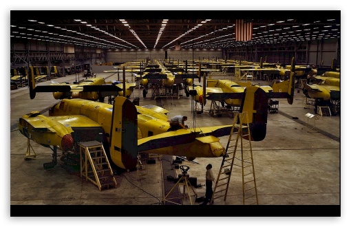 B-25 Construction During WW2 UltraHD Wallpaper for Widescreen 16:10 ;