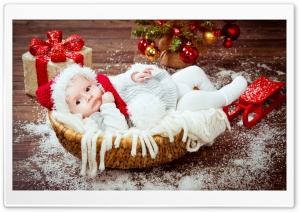 Baby Santa Ultra HD Wallpaper for 4K UHD Widescreen desktop, tablet & smartphone