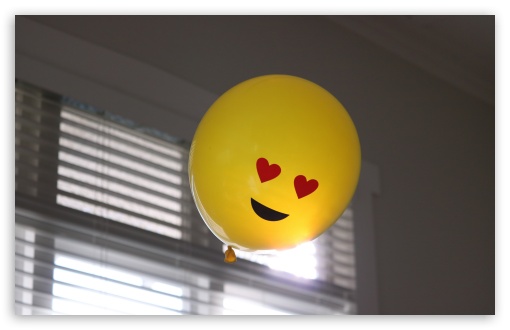 Balloon, Love, Yellow Balloon, Hearts, In Love, Funny UltraHD Wallpaper for UHD 16:9 ; HD 16:9 ; UltraWide 21:9 24:10 ; Widescreen 16:10 5:3 ; Fullscreen 4:3 5:4 3:2 ; Tablet 1:1 ; Mobile 9:16 10:16 2:3 3:5 3:4 ; Dual 4:3 5:4 ;