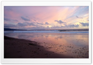 Beach At Dusk Ultra HD Wallpaper for 4K UHD Widescreen Desktop, Lockscreen, Screensaver, TV, Tablet, Smartphone