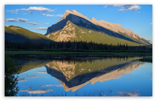 Beautiful Mountain View Reflected in the Lake UltraHD Wallpaper for UHD 16:9 ; HD 16:9 ; UltraWide 21:9 24:10 32:9 32:10 ; Widescreen 16:10 5:3 ; Fullscreen 4:3 5:4 3:2 ; Tablet 1:1 ; Mobile 9:16 9:19.5 9:20 10:16 2:3 3:5 3:4 ; Dual 16:10 5:3 16:9 4:3 5:4 3:2 ;