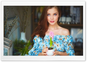 Beautiful Redhead Woman Ultra HD Wallpaper for 4K UHD Widescreen desktop, tablet & smartphone