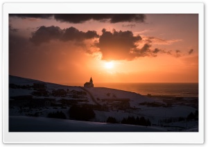 Beautiful Sunrise in Vik, Iceland Ultra HD Wallpaper for 4K UHD Widescreen desktop, tablet & smartphone