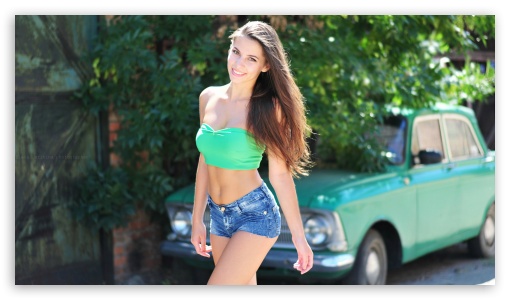 Beautiful woman UltraHD Wallpaper for HD 16:9 ;