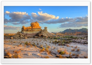 Big Bend National Park - Hoodoos - Chisos Mountains Ultra HD Wallpaper for 4K UHD Widescreen desktop, tablet & smartphone