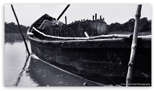 Black and White Boat UltraHD Wallpaper for HD 16:9 ;