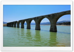 Bridge Ruin 4K UHD Wallpaper for Widescreen and UltraWide Desktop, UltraHD TV, Smartphone, Tablet
