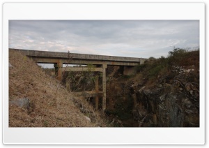 Canal Bridge Ultra HD Wallpaper for 4K UHD Widescreen Desktop, Lockscreen, Screensaver, TV, Tablet, Smartphone