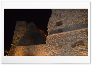 Castello aragonese di Le Castella 4K UHD Wallpaper for Widescreen and UltraWide Desktop, UltraHD TV, Smartphone, Tablet